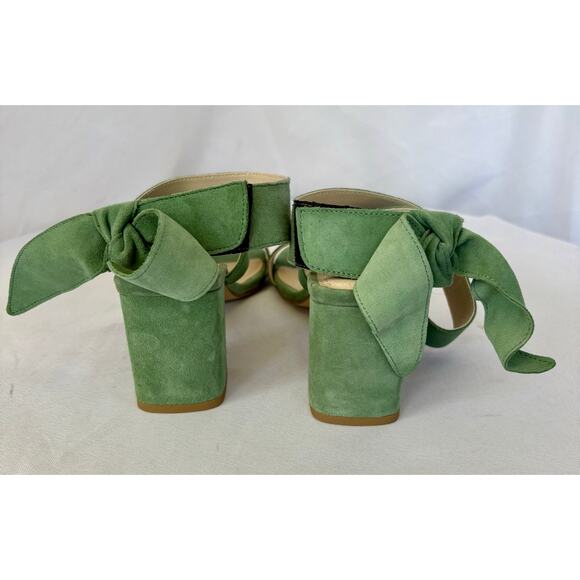 JOURNEE COLLECTION HETHER STRAPPY BLOCK HEELS IN SUEDE GREEN SIZE 6.5 NWT / BOX - Picture 3 of 6
